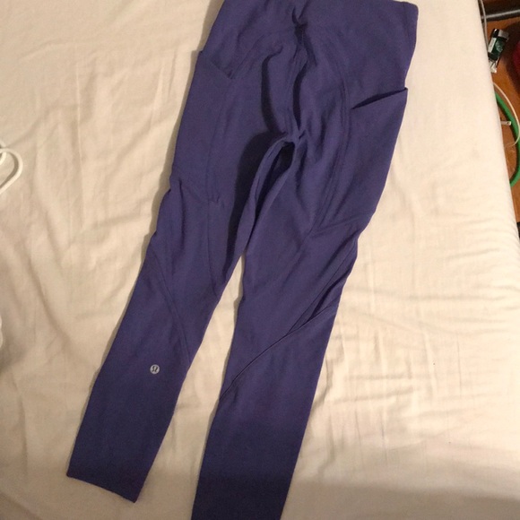 Lululemon lead the pack crop Stoney grape - Picture 4 of 8